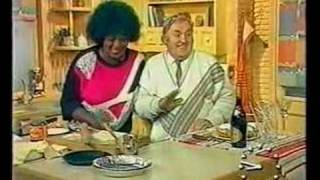 Rustie Lee cooks with Les Dawson on TVam  1989 [upl. by Brennan]