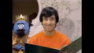 Sesame Street  Luis reads quotThe King Banishes the Letter Pquot 1975 [upl. by Sonitnatsnok746]