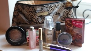 Whats in My Makeup Bag l Что в моей повседневной косметичке [upl. by Namqul]