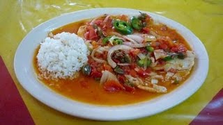 Huachinango a la Veracruzana [upl. by Ahsimot]