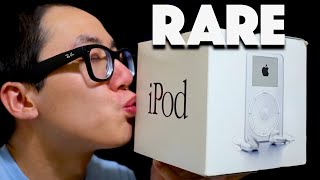 FIRST iPOD UNBOXING [upl. by Nylatsirhc]