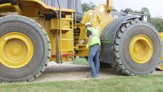 Daily PreOperation Maintenance  John Deere ProductionClass Wheel Loaders [upl. by Brena]