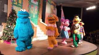 A Sesame Street christmas show 2016 Sesame place A Very Furry Christmas [upl. by Yadsnil]