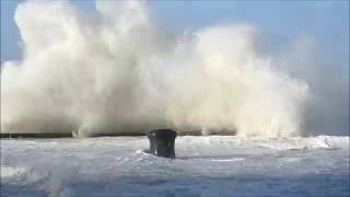 Tempête Eleanor du 3 Janvier 2018 à Wimereux [upl. by Wernher]