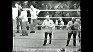 Ezzard Charles vs Jersey Joe Walcott I Restoration [upl. by Dynah]