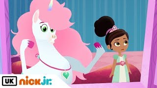 Nella The Princess Knight  Nellas Perfect Family Picture  Nick Jr UK [upl. by Ailina60]