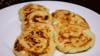 Arepas de yuca receta fácil y deliciosa [upl. by Dnomrej]