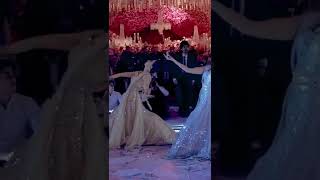 Manike Mehndi Dance On Pakistani Wedding [upl. by Hanley]