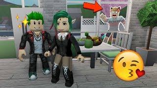 😤PONIENDO CELOSO A MI EX NOVIO🔮ROBLOX Rolplay [upl. by Armand852]