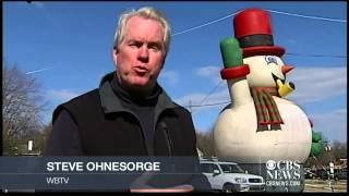 Giant snowman gets frosty reception from city [upl. by Jaye583]