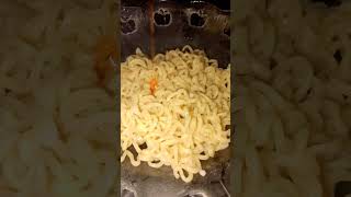 PANCIT CANTON SAPAT NA KUNG BINBAHA🌧️savepancitcantonyoutubeshorts [upl. by Leirea576]