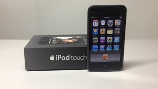 iPod Touch 1st Generation Unboxing And Tour [upl. by Buiron]