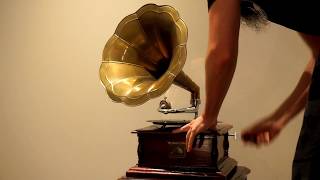 Playing the His Masters Voice hand crank gramophone [upl. by Nillok]