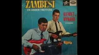 Kiewiet amp Wynand  Outa in die Langpad 1967 [upl. by Haelem461]