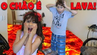 SALVESE QUEM PUDER O CHÃO É LAVA 🔥 Maria Clara amp JP THE FLOOR IS LAVA CHALLENGE [upl. by Rochester]