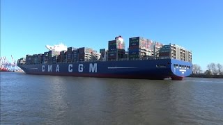 CMA CGM ZHENG HE in Hamburg  Vorbeifahrt mit Hafenfähre [upl. by Orola]