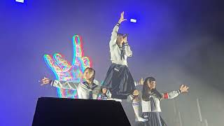 ATARASHII GAKKO 新しい学校のリーダーズ saisyu jinruikoi geba Fancam  World Tour Pt II in SF  240929 [upl. by Shetrit]