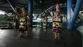 Tarian Dayak [upl. by Spaulding]