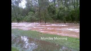 Murphys Creek Flood  Inland Tsunami  10th January 2011 [upl. by Yvor978]