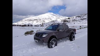 Navara v6 in snow [upl. by Aihsemaj]