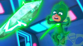 Super Gekko Muscles ⭐️ PJ Masks Official [upl. by Akibma]