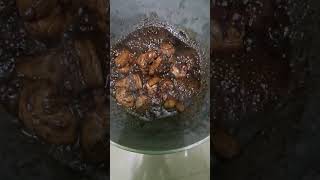 Adobong manok Mao lang ulam denhi boarding house [upl. by Srednas]