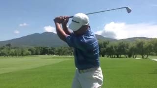 Swing de golf en 8 pasos [upl. by Revlys]