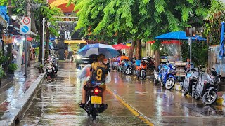 4K 🇹🇭 Walking in the Rain in Bangkok  Showers to ease Bangkok’s Heat Wave  Thailand 2023 [upl. by Koeppel403]