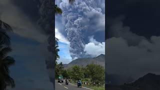 Gunung meletus hari ini [upl. by Battista]