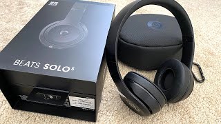 Beats Solo3 Wireless Headphone Unboxing [upl. by Severin]