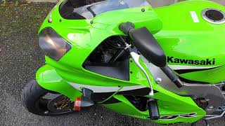 Kawasaki ZX9R F2P 2004 [upl. by Ogata317]