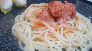 Spaghetti au bacon et saucisses de Toulouse [upl. by Eecyak]