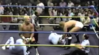 Sid Vicious amp Dan Spivey vs The Ding Dongs [upl. by Elwira640]