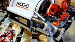 Ridgid 1224 power pipe threader 14quot to 4quot pipe threading [upl. by Nossyla446]