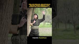 Pria ini berhasil melumpuhkan tentara musuh dengan cara kamuflase alur alurcerita shortvideo fyp [upl. by Idnym]