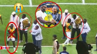 Régardez Mauvaise geste😡 de Sadio Mané devant Reug Reug au Stade Abdoulaye w😡😡 [upl. by Lessard]