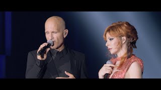 Mylène Farmer feat Gary Jules  Mad World Timeless 2013 Live [upl. by Auhsuoj]