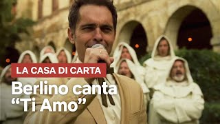 Berlino de La Casa di Carta canta quotTi Amoquot  Il Karaoke de Papel  Netflix Italia [upl. by Asaph]