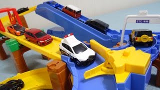 トミカ トミカシステム 3ACTION オート高速どうろセット Tomica System [upl. by Hawger155]