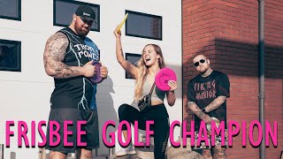 Hafthor Bjornsson plays frisbee golf with his wife and friends [upl. by Kalle]