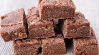 HOW TO MAKE OLDFASHIONED CHOCOLATE FUDGE [upl. by Gates]