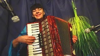 Wieslawa Dudkowiak  Accordion  quotMedleyVariousFolk Melodyquot [upl. by Spillar528]