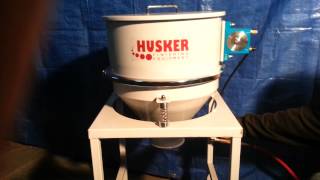 Vibratory Powder Sieve by Husker Finishing Equipment [upl. by Epoh304]