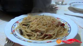 Pasta ai Frutti di Mare con Vongole e Gamberi wwwsfizidicalabriacom HD [upl. by Rehtul]