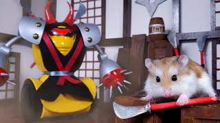 HAMSTER fights NINJA BOSS  MAJOR HAMSTER vs SAMURAI CAT 33 [upl. by Guadalupe]