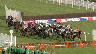 2014 Albert Bartlett Novices Hurdle  Very Wood  Racing TV [upl. by Tebazile]