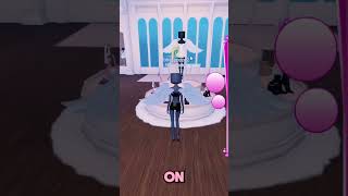 OMG FREE VIP IN DRESS TO IMPRESS How to get into VIP in Dress to Impress for Free [upl. by Notsyrb825]