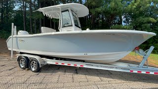 2024 Sea Hunt Ultra 255 SE  34 hrs Yamaha 300HP with 8’ Power Pole [upl. by Oidualc]