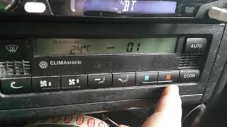 Golf 4 Climatronic Diagnostic [upl. by Eirrehs161]