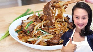 MUST EAT Beef Chow Fun CiCi Li  Asian Home Cooking Recipes [upl. by Leiba]